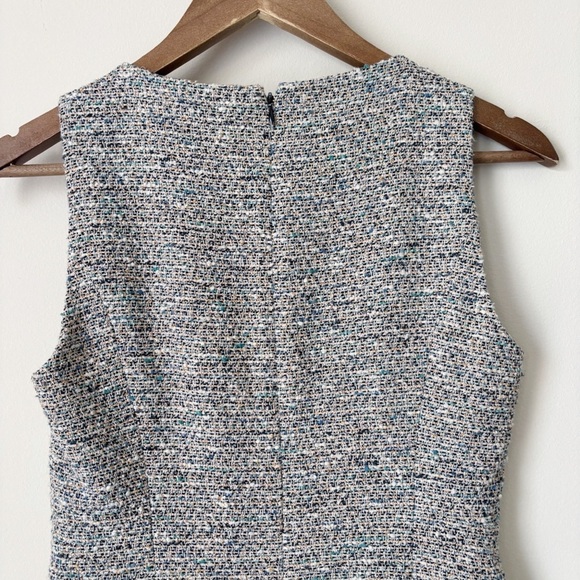 Theory Betty 2R Comprised Tweed Boucle Sheath Dress Sz 0 Blue - Picture 6 of 11
